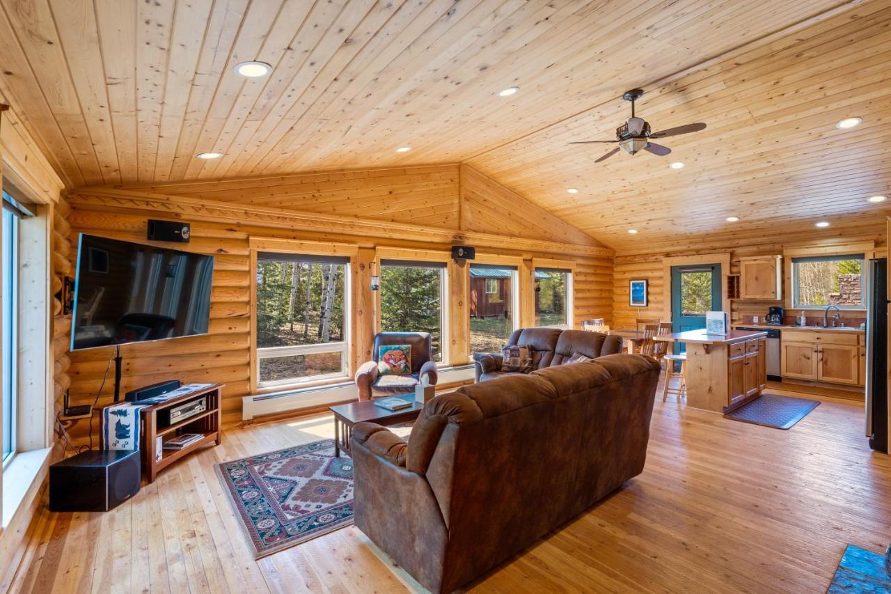 Lazy Fox Cabin West Yellowstone Extérieur photo