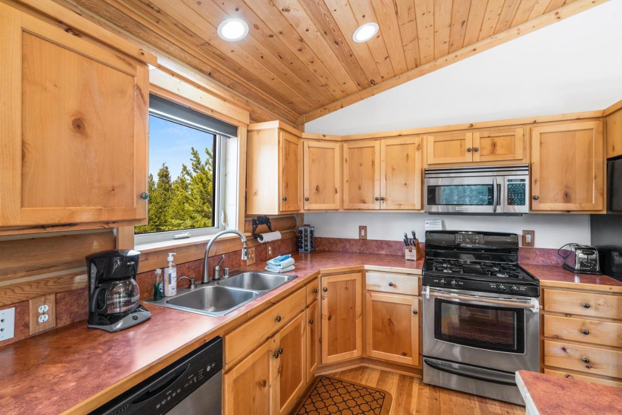 Lazy Fox Cabin West Yellowstone Extérieur photo